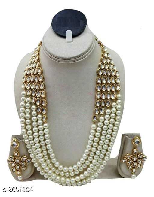 Elegant bridal Multilayered Kundan and Beads Alloy Necklace - 3